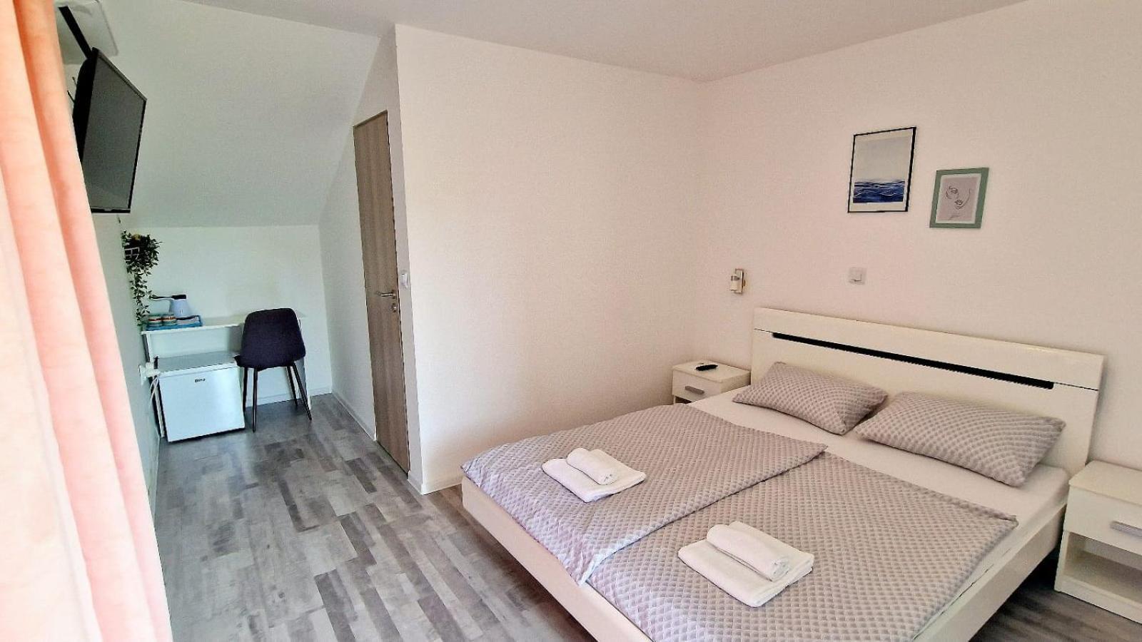 Cozy Room Peny Karlovac Eksteriør billede